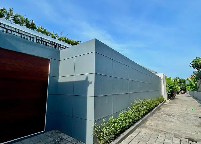 Kamawis Villa Seminyak