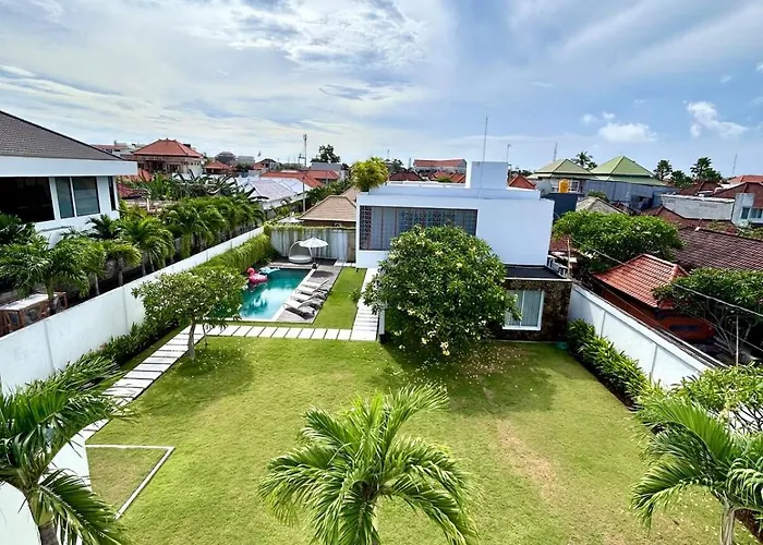 Villa Kamawis *
