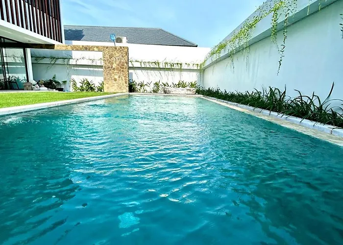 Kamawis Villa *