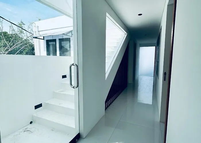 Kamawis Villa *