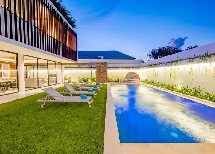 Kamawis Villa *